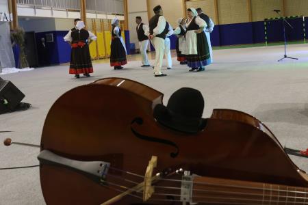 11. MEDNARODNI FOLKLORNI FESTIVAL RAKEK 43 FOTO LJUBO VUKELIČ